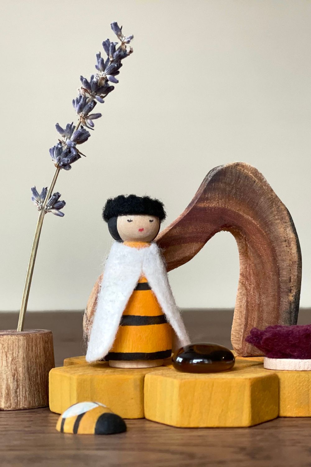 Honeycomb Bees / Nature Inspired Little Playset